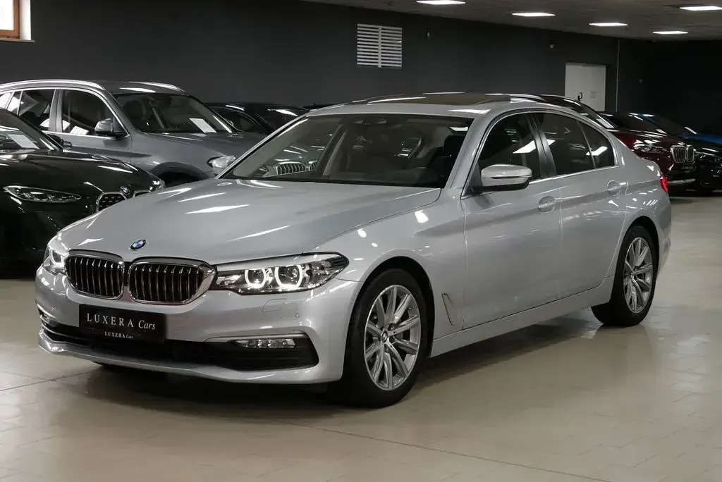 Gebraucht BMW 530 265 PS (194 kW) 2017 Silber Limousine