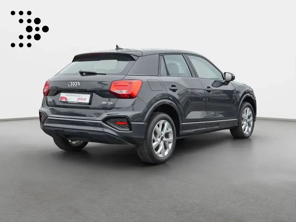 Second-hand Audi Q2 Advanced 150 CP (110 kW) 2025 Gri SUV