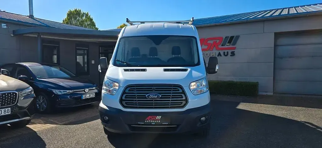 Używany Ford Transit Trend 131 KM (96 kW) 2019 Biały Minivan
