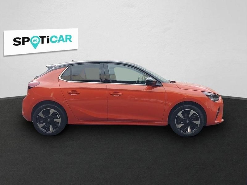 Gebraucht Opel Corsa-e Elegance 100 kW (136 PS) 2022 Power orange/dynamik orange Kleinwagen