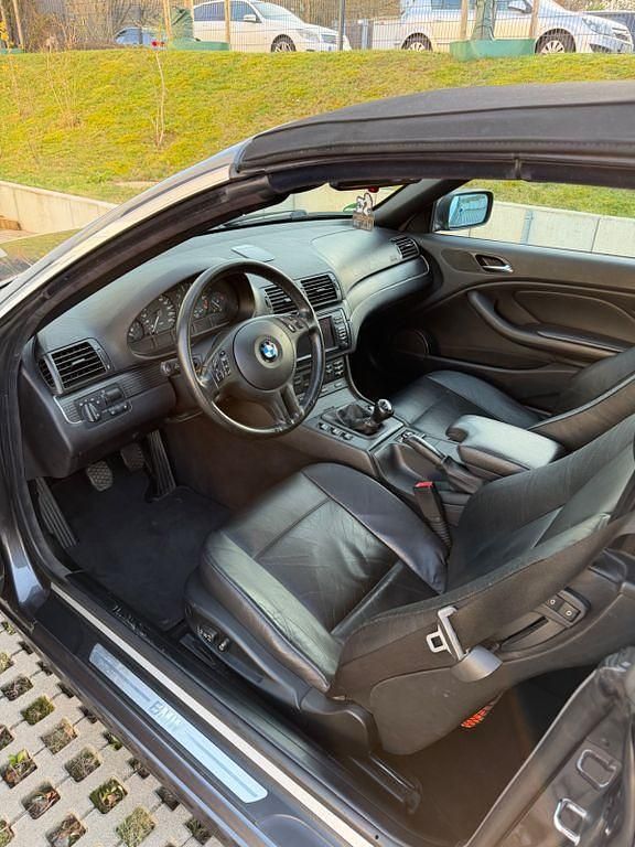 Gebraucht BMW 320 Cabriolet 170 PS (125 kW) 2006 Grau Cabrio