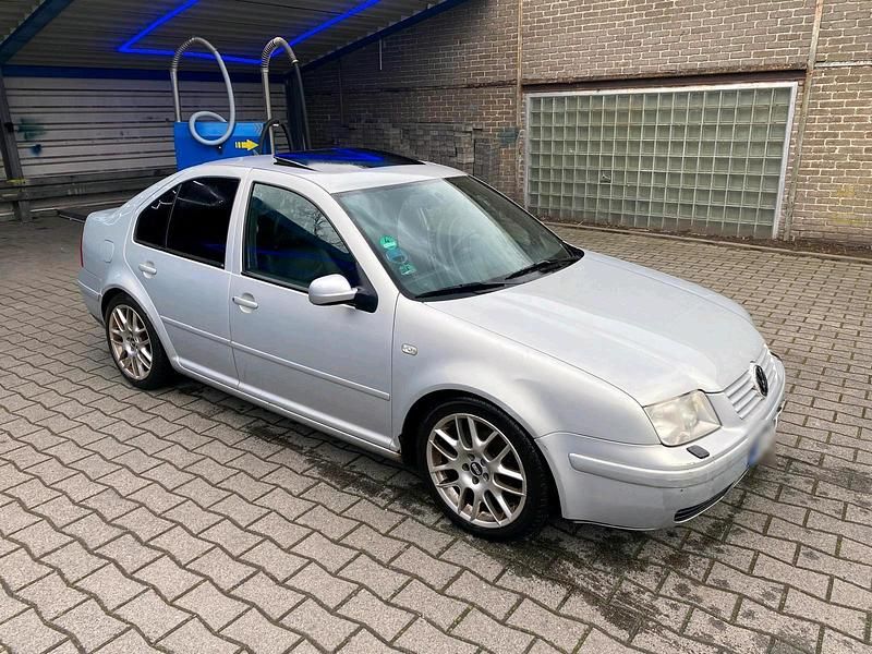 Gebraucht VW Bora 150 PS (110 kW) 1999 Silber Limousine