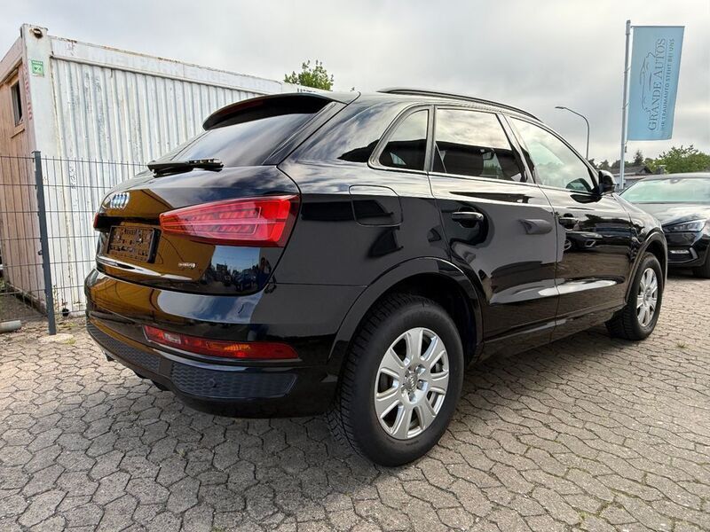 Gebraucht Audi Q3 Sport 184 PS (135 kW) 2017 Schwarz SUV