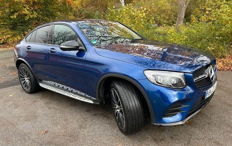 Blau Gebraucht 2017 Mercedes GLC250 AMG Coupé | 32.000 € (Fairer Preis) - Bild 1/4