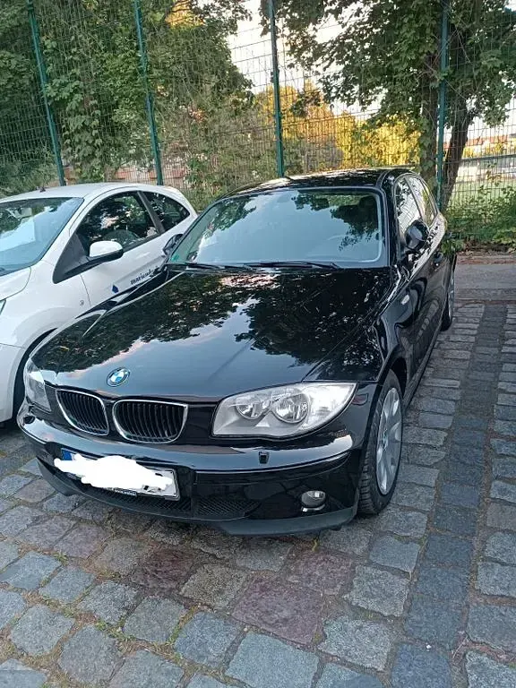 Gebraucht BMW 118 143 PS (105 kW) 2005 Schwarz Kleinwagen