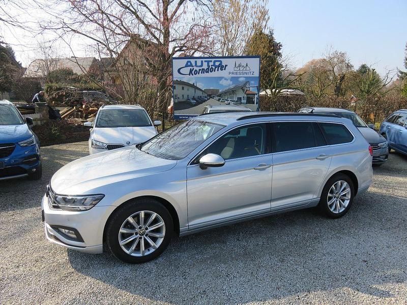 Gebraucht VW Passat Business 200 PS (147 kW) 2022 Silber Kombi