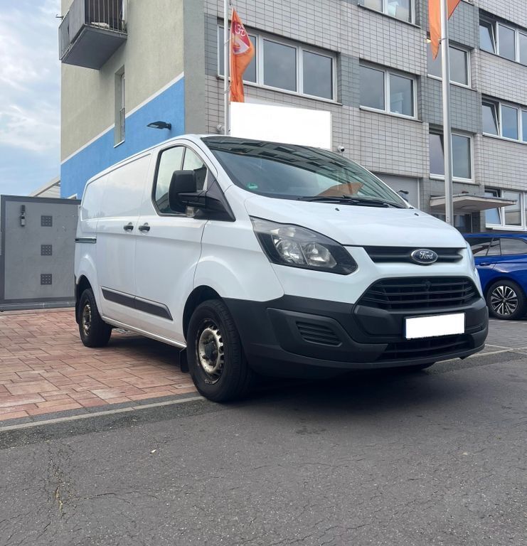 Weiß Gebraucht 2017 Ford Transit Custom Van / Kleinbus | 4.999 € (Teuer) - Bild 1/4
