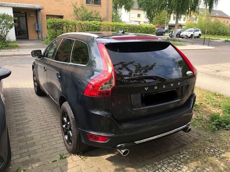 Gebraucht Volvo XC60 Summum 215 PS (158 kW) 2012 Grau SUV