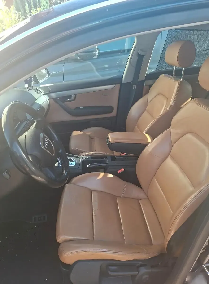 Gebraucht Audi A4 131 PS (96 kW) 2005 Andere farben Limousine