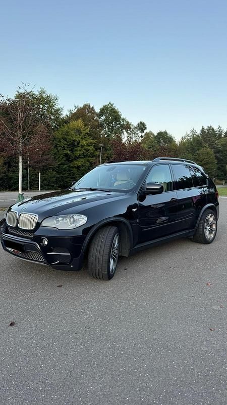 Schwarz Gebraucht 2011 BMW X5 SUV | 19.500 € - Bild 1/4