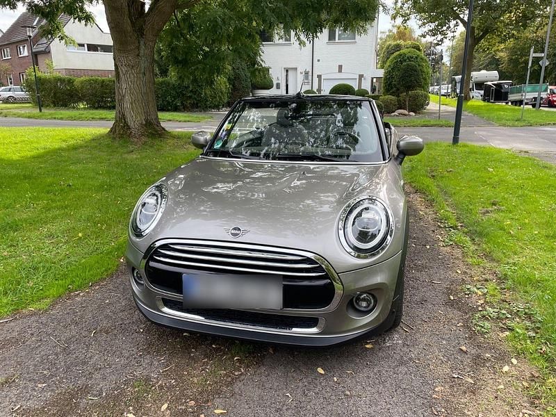 Gebraucht Mini Cooper 136 PS (100 kW) 2019 Silber Kleinwagen