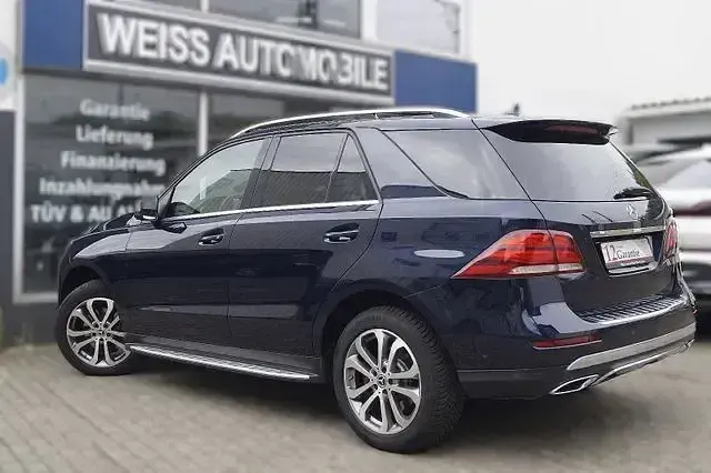 Gebraucht Mercedes GLE250 390 PS (286 kW) 2018 Blau SUV