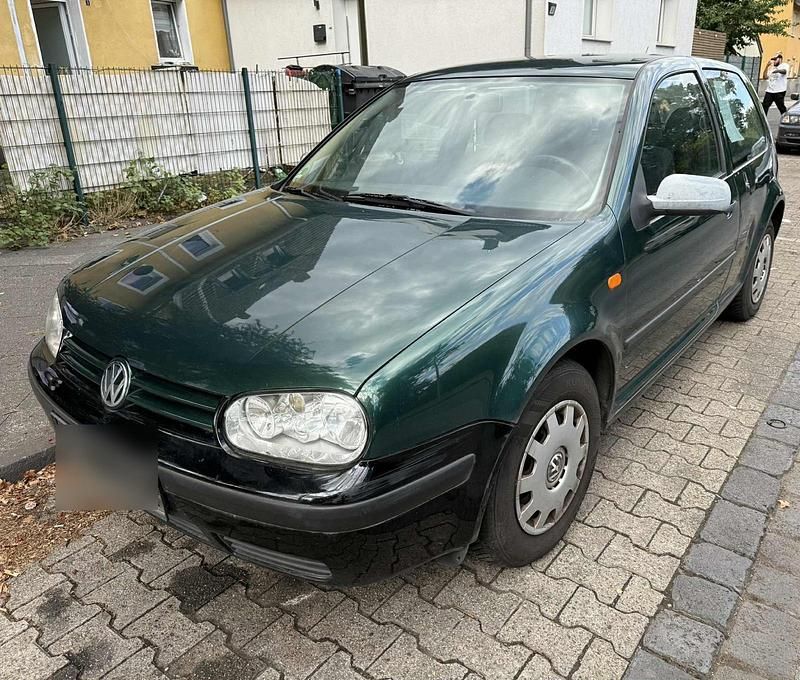 Grün Gebraucht 1999 VW Golf IV Coupé | 800 € (Fairer Preis) - Bild 1/4