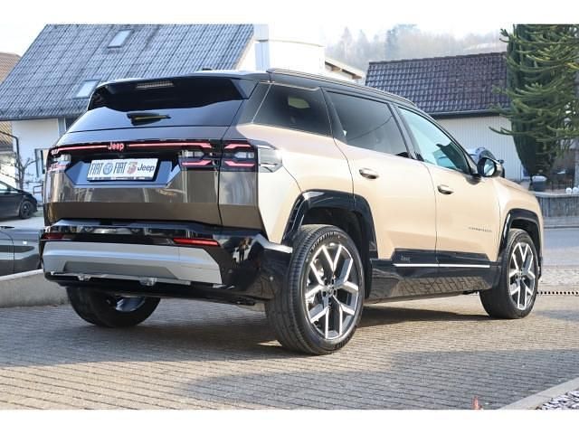 Neu Jeep Compass 156 kW (213 PS) 2026 Amazonia green/vulcano black (gruen) SUV