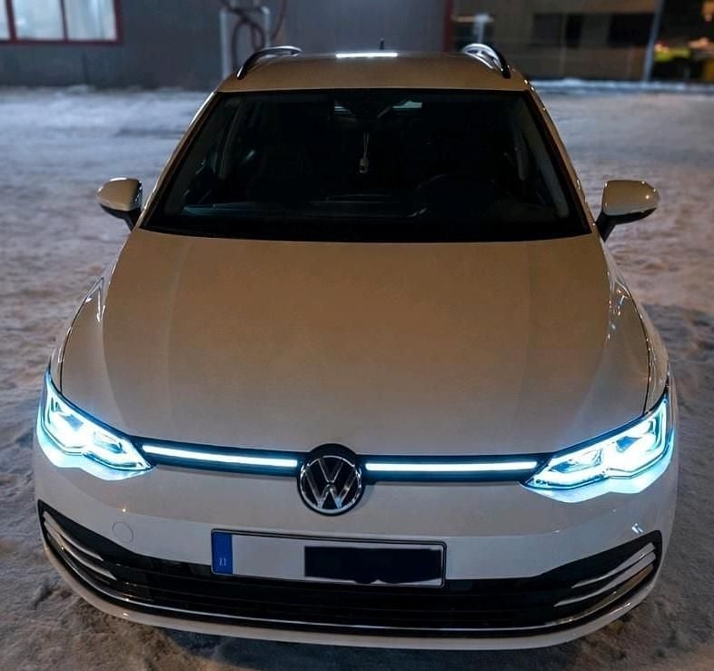 Gebraucht VW Golf VIII Style 150 PS (110 kW) 2021 Weiß Kombi