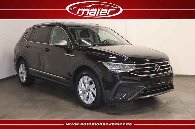 Schwarz Gebraucht 2022 VW Tiguan Allspace Life SUV | 28.900 € (Guter Preis) - Bild 1/4