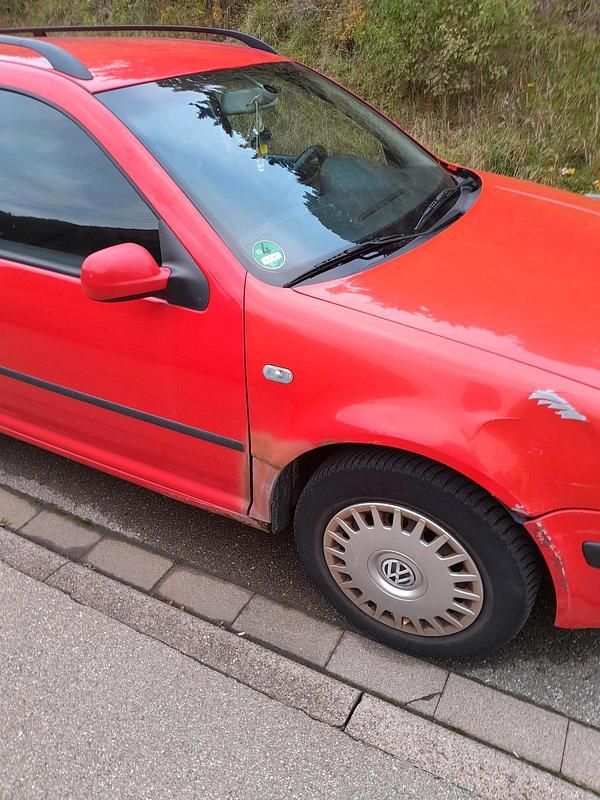 Rot Gebraucht 2001 VW Golf IV Kombi | 350 € (Superpreis) - Bild 1/1