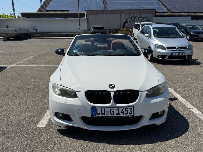Weiß Gebraucht 2008 BMW 335 Cabriolet Performance Cabrio | 18.900 € (Fairer Preis) - Bild 1/4