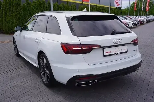 Gebraucht Audi A4 Ambiente 231 PS (169 kW) 2019 Weiß Limousine