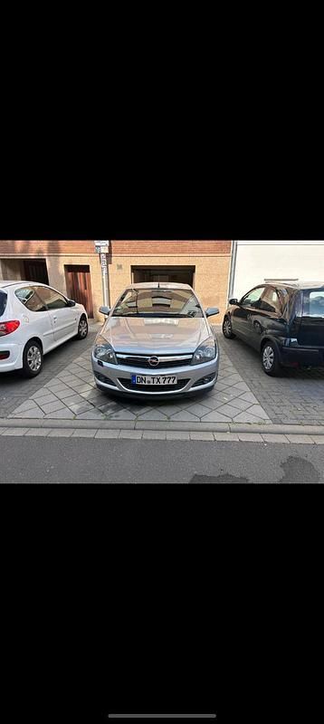 Silber Gebraucht 2006 Opel Astra Cabriolet Cabrio | 3.100 € (Teuer) - Bild 1/4