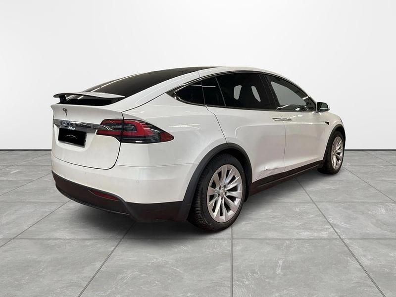 Second-hand Tesla Model X 386 kW (525 CP) 2016 Alb SUV