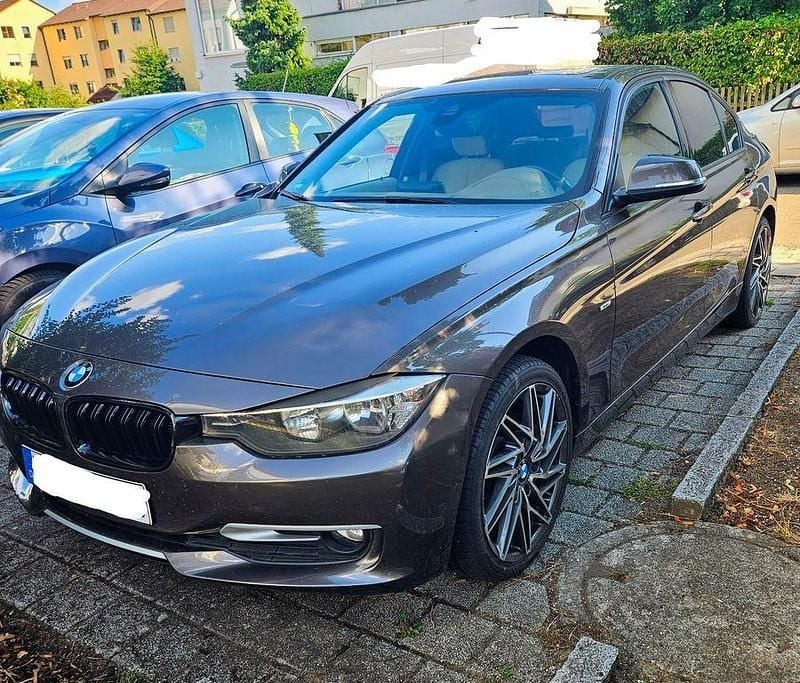 Braun Gebraucht 2012 BMW 316 Limousine | 9.500 € (Fairer Preis) - Bild 1/4
