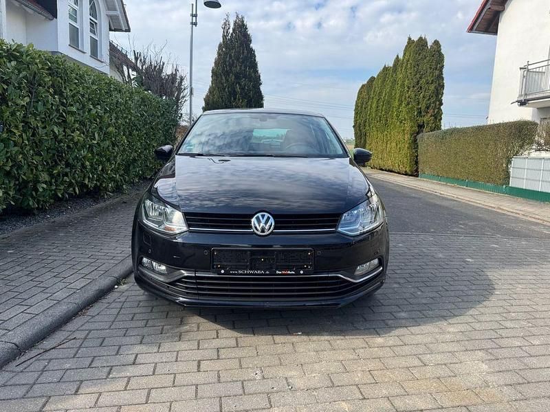 Gebraucht VW Polo Allstar 90 PS (66 kW) 2016 Schwarz Limousine