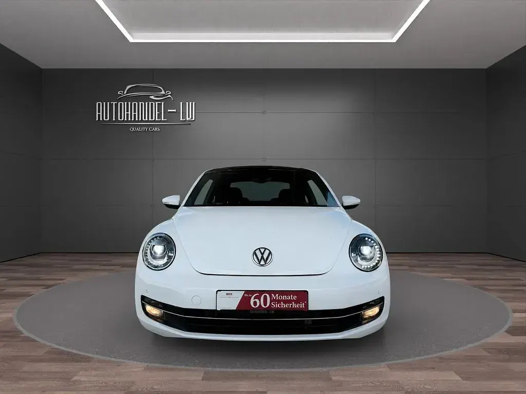 Gebraucht VW Beetle Design 160 PS (117 kW) 2013 Weiß Kleinwagen