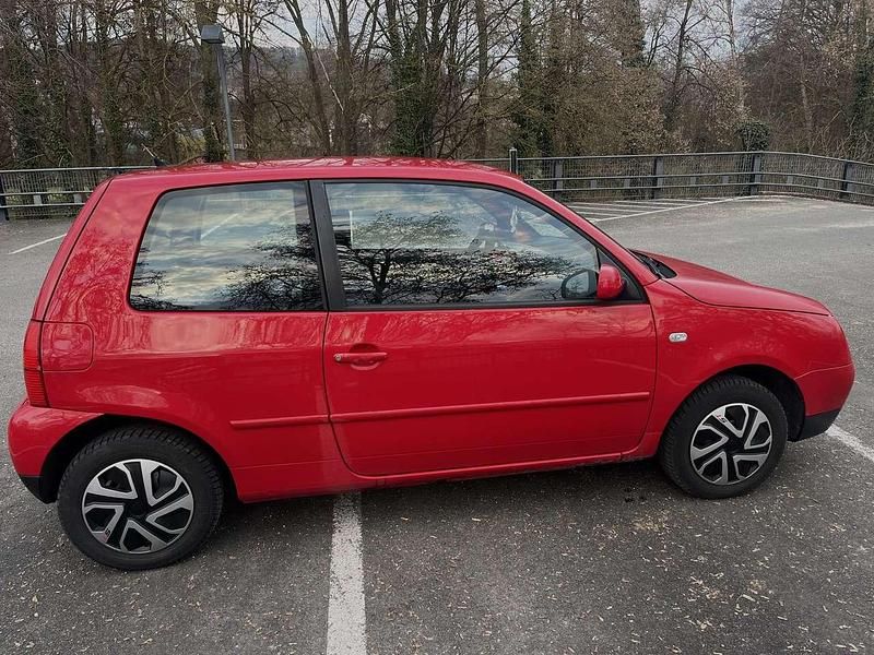 Gebraucht VW Lupo 60 PS (44 kW) 2003 Rot Kleinwagen