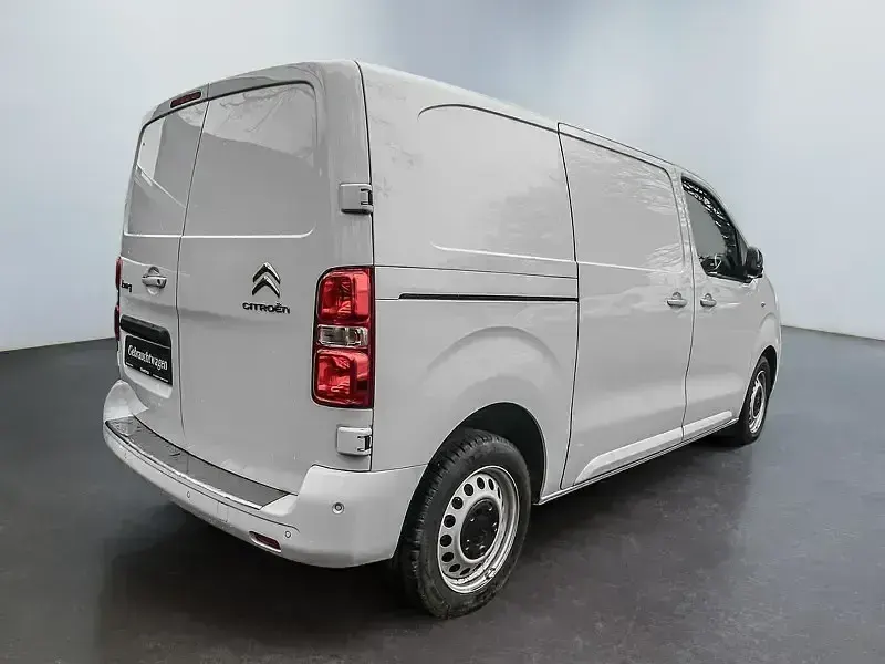 Używany Citroën Jumpy 144 KM (105 kW) 2023 Biały Minivan