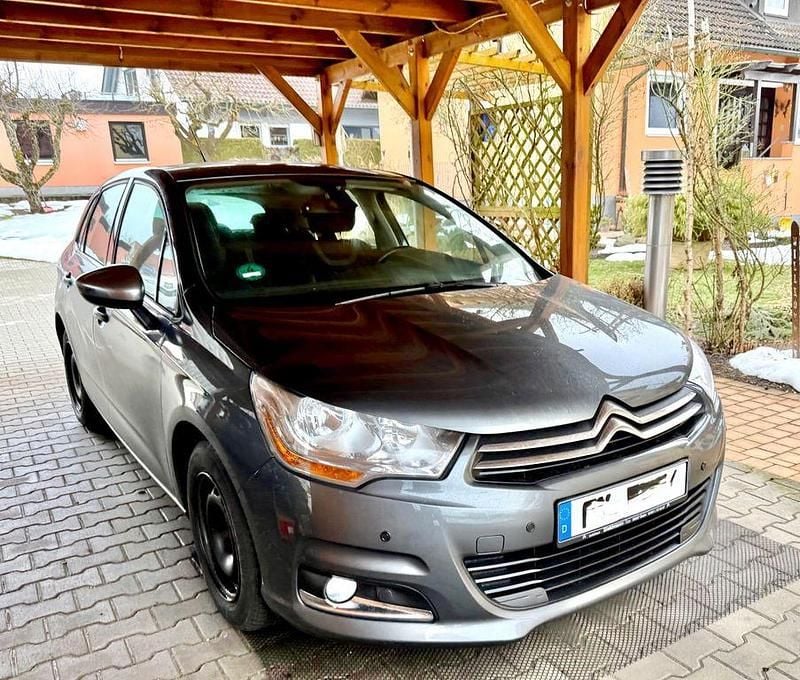Gebraucht Citroën C4 SELECTION 120 PS (88 kW) 2013 Grau Limousine