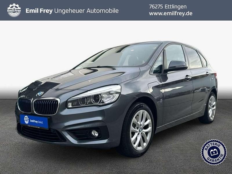 Grau Gebraucht 2017 BMW 225 Active Tourer iPerformance Van / Kleinbus | 16.870 € (Fairer Preis) - Bild 1/3
