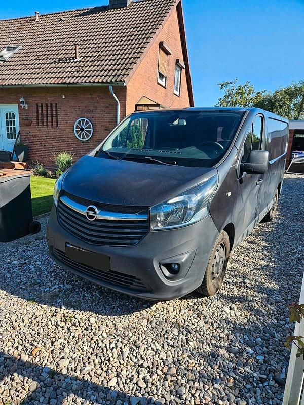 Gebraucht Opel Vivaro 120 PS (88 kW) 2016 Schwarz Van / Kleinbus