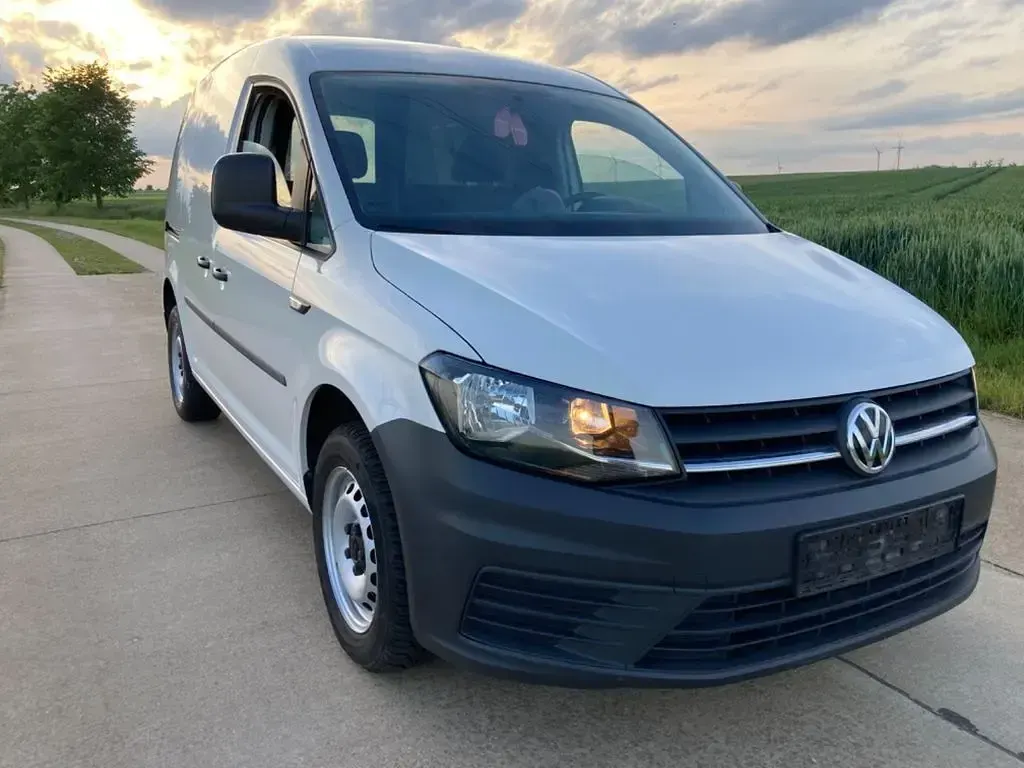 Gebraucht VW Caddy Trendline 102 PS (75 kW) 2016 Weiß Van / Kleinbus