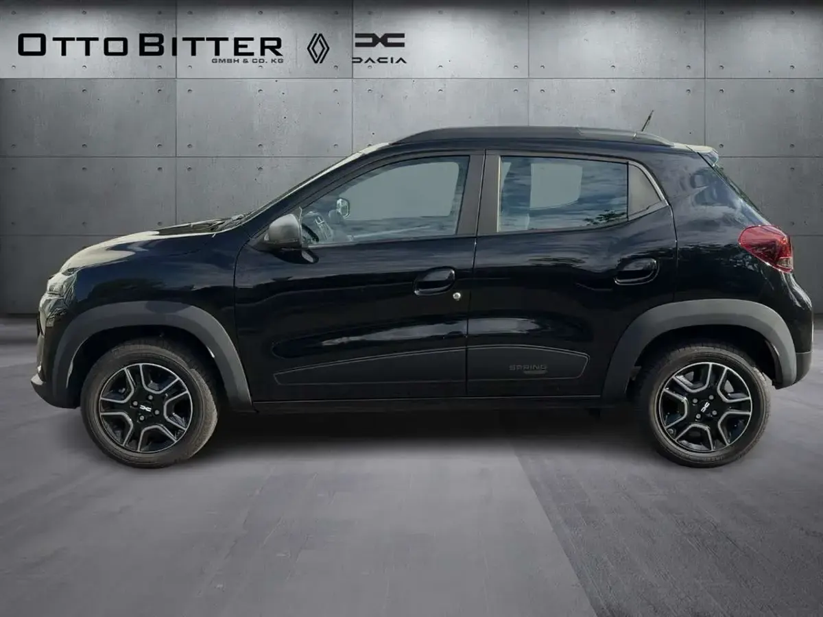 Gebraucht Dacia Spring Essentiel 33 kW (45 PS) 2022 Magmaschwarz Kleinwagen