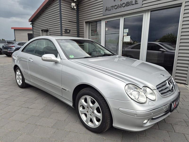 Gebraucht Mercedes CLK320 218 PS (160 kW) 2004 Silber Coupé