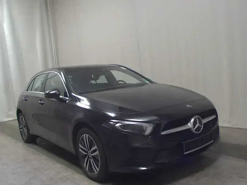 Gebraucht Mercedes A250 Progressive 218 PS (160 kW) 2021 Schwarz Limousine