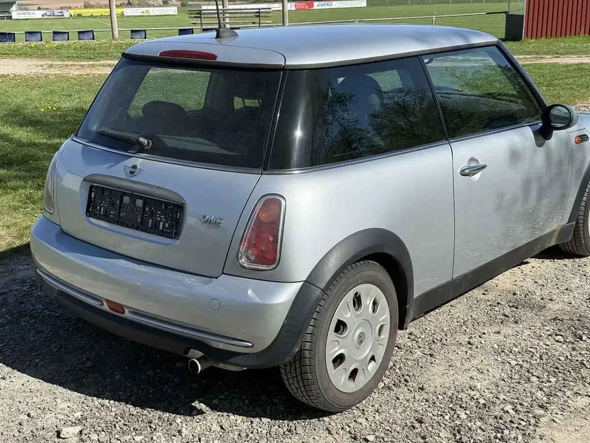 Brugt Mini ONE 90 HK (66 kW) 2005 Grå Hatchback