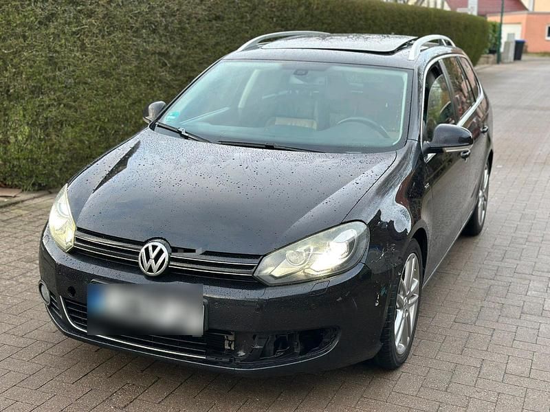 Gebraucht VW Golf VI 140 PS (102 kW) 2010 Schwarz Kleinwagen