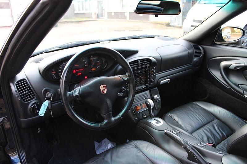 Gebraucht Porsche 911 Carrera Cabriolet 320 PS (235 kW) 2004 Tiefschwarz Cabrio