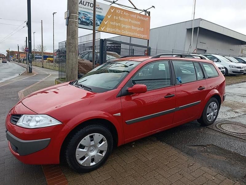 Gebraucht Renault Mégane II Avantage 111 PS (81 kW) 2008 Rot Limousine