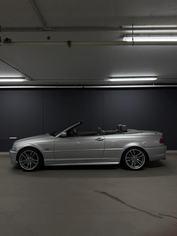 Occasion BMW 330 Cabriolet 231 ch (169 kW) 2003 Argent Cabriolet