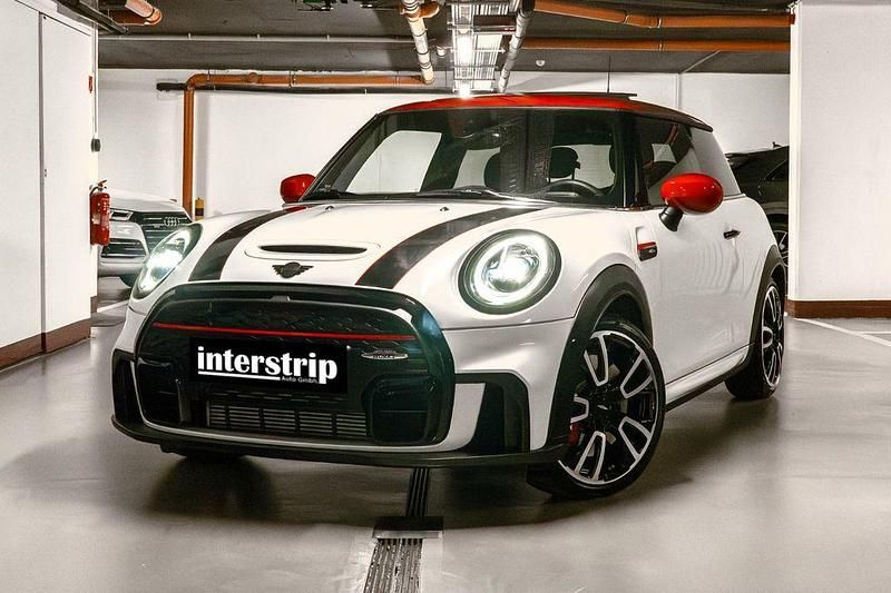 Gebraucht Mini John Cooper Works 231 PS (169 kW) 2023 Nanuq white Kleinwagen