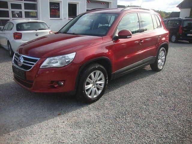 Rot Gebraucht 2009 VW Tiguan SUV | 5.250 € - Bild 1/4