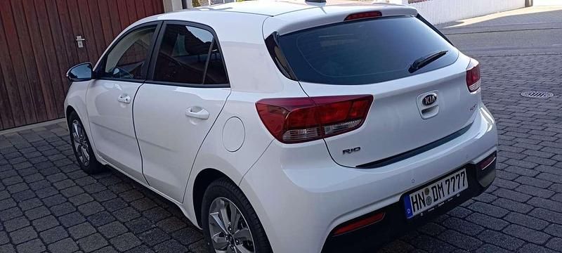 Gebraucht Kia Rio Vision 101 PS (74 kW) 2022 Limousine