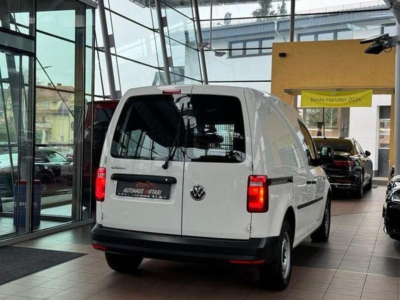 Gebraucht VW Caddy 102 PS (75 kW) 2018 Candyweiß Van / Kleinbus