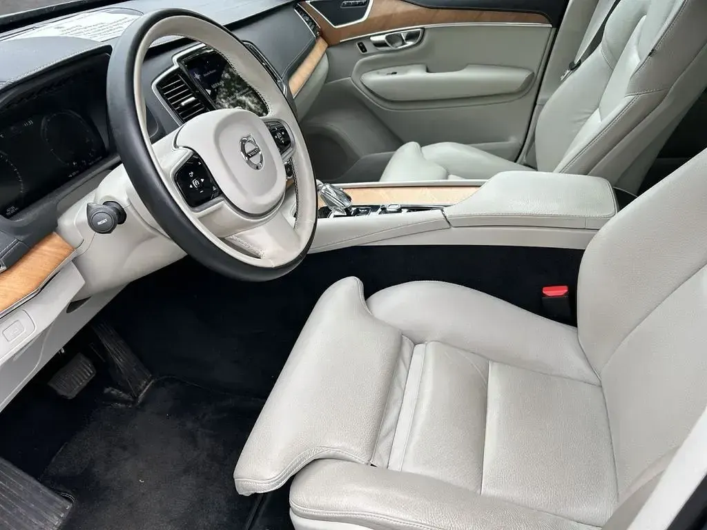 Gebraucht Volvo XC90 Inscription 235 PS (172 kW) 2021 Blau SUV