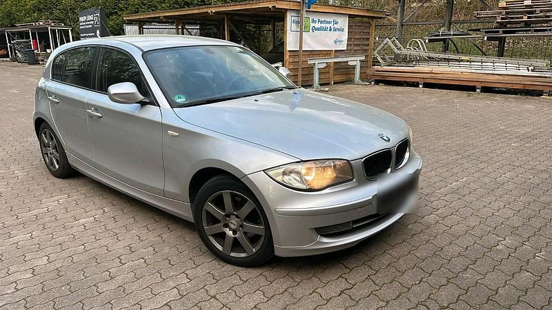 Usata BMW 116 122 CV (89 kW) 2009 Grigio Utilitaria