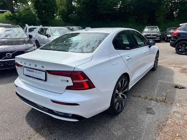 Gebraucht Volvo S60 Ultimate 250 PS (183 kW) 2023 Weiss Limousine