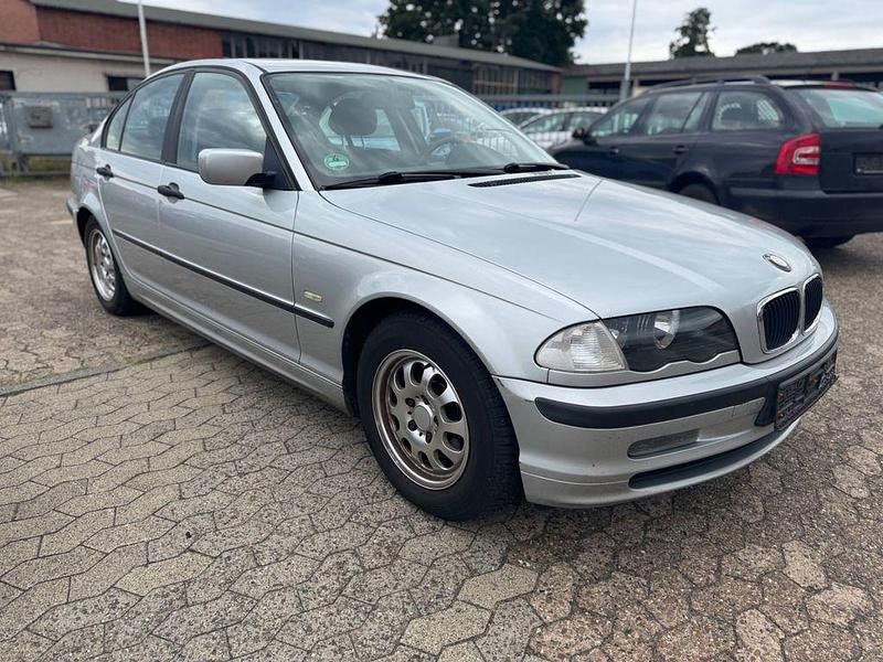 Gebraucht BMW 320 136 PS (100 kW) 2001 Silber Limousine